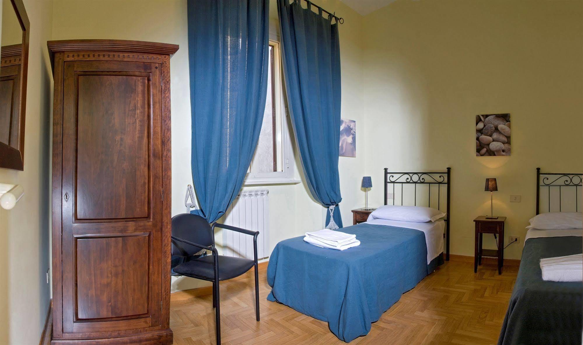 Apartments Aurora - Rome — Photos 2